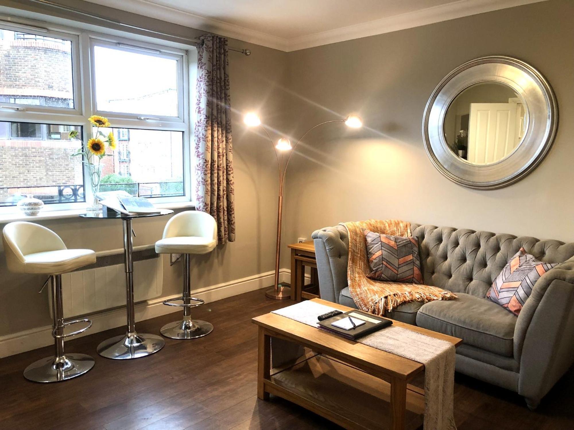 Apartamento Lord Raglan House One Bedroom With Parking *