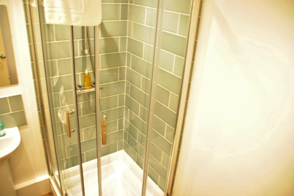 Lord Raglan House One Bedroom With Parking Apartamento Windsor