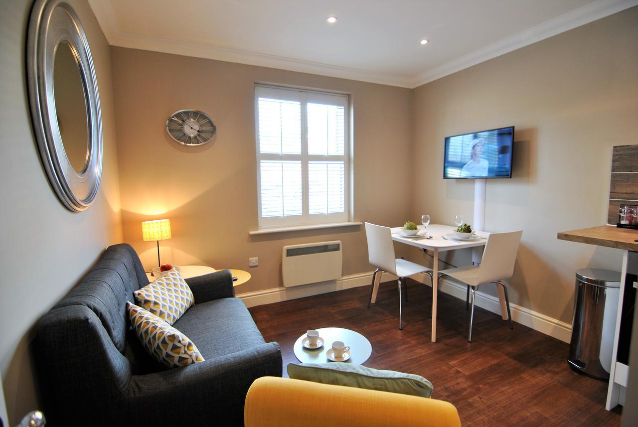 Lord Raglan House One Bedroom With Parking Apartamento Windsor