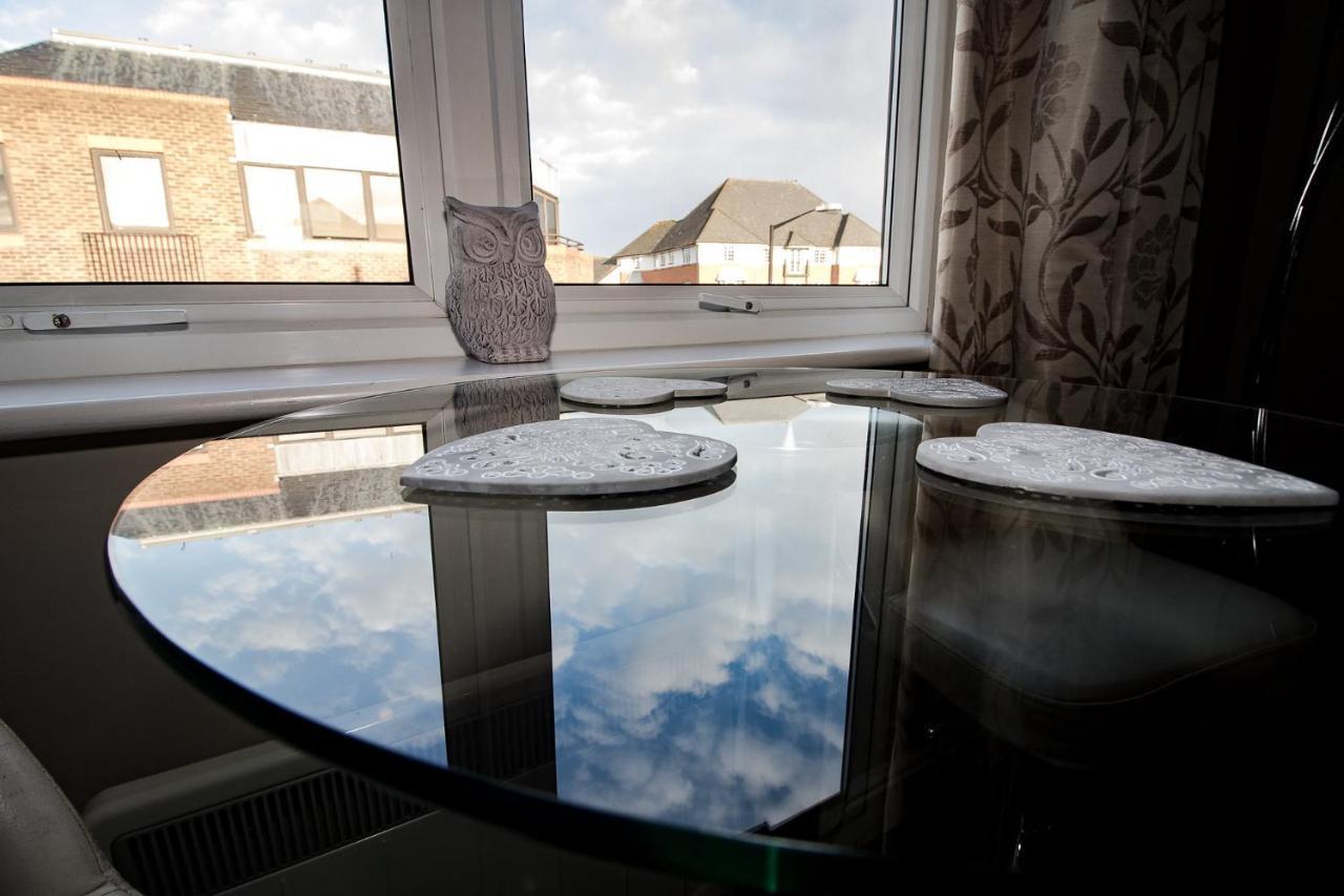Lord Raglan House One Bedroom With Parking Apartamento *